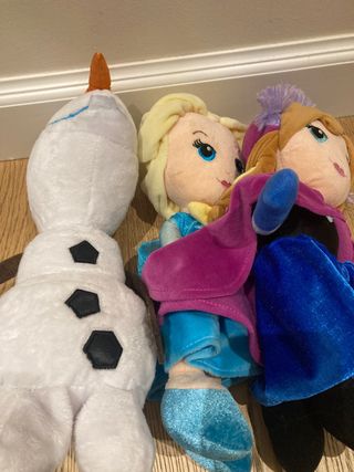 Lote frozen: muñecos  famosa y lego
