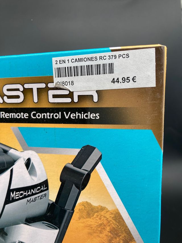 Camión por piezas Qihui 379 piezas control remoto