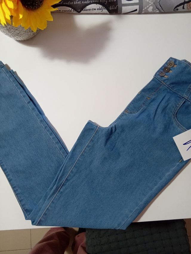 Jeans vita alta taglia M elasticizzato