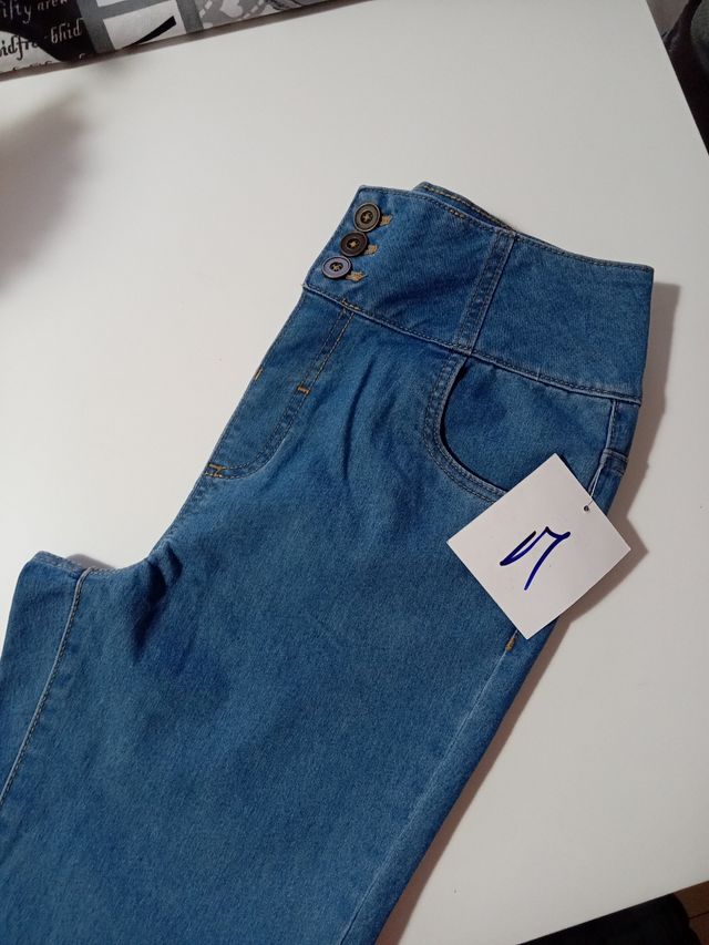 Jeans vita alta taglia M elasticizzato