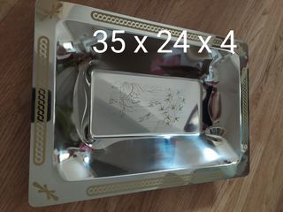 Vassoio di buone dimensioni