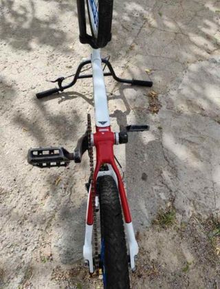 VENDO BICI REDLINE R6 BMX

RACE-PUMTRACK