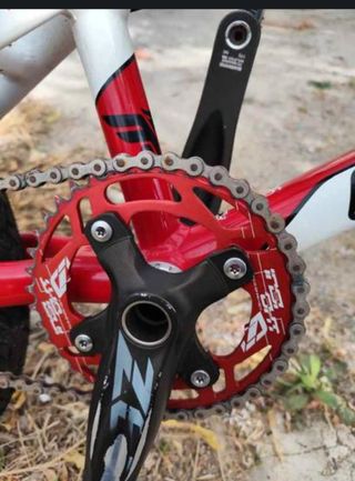 VENDO BICI REDLINE R6 BMX

RACE-PUMTRACK