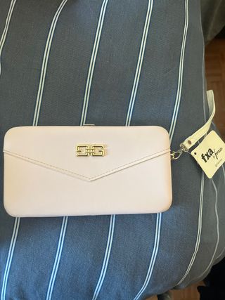 Bolso cartera de mano