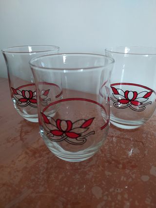 Tre bicchieri vintage