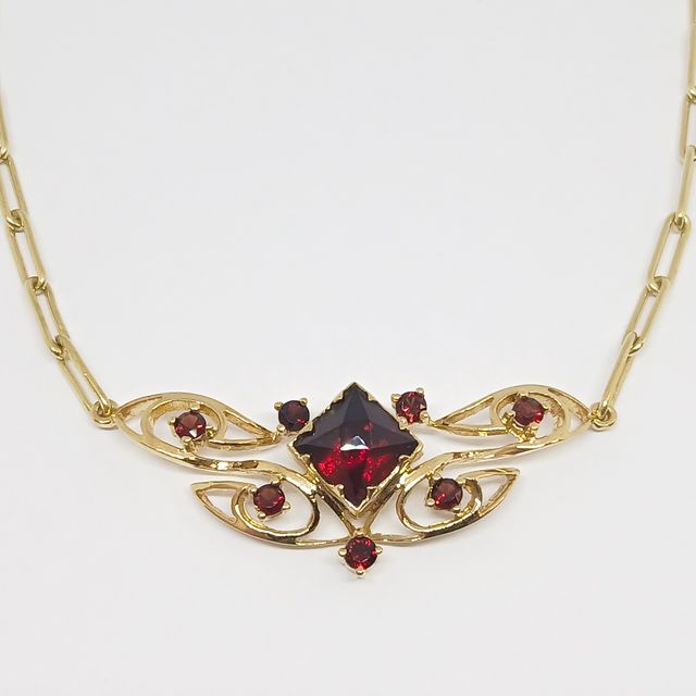 Gargantilla Oro Vintage Cuarzos Rojos