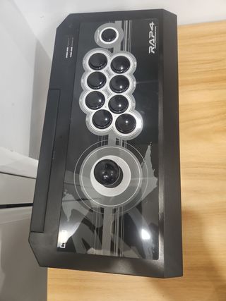 Mando Arcade Pro Rap4 Hori