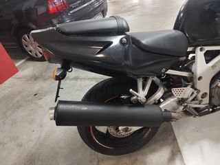 Honda CBR 900RR 1998