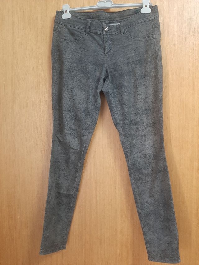 Pantaloni Benetton