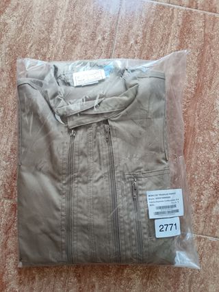 Mono trabajo militar