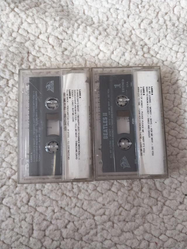 THE BEATLES l y ll ( 2 Cassette)
