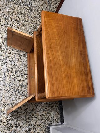 Mueble castaño