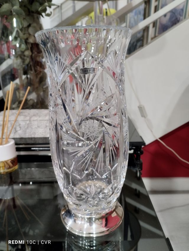 Jarrón cristal tallado 