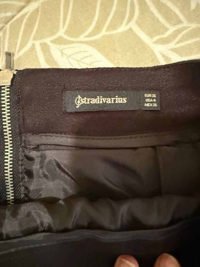 Falda antelina negra 36