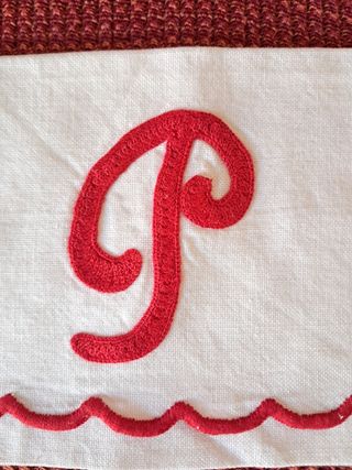 Buste porta tovagliolo e porta posate ricamate