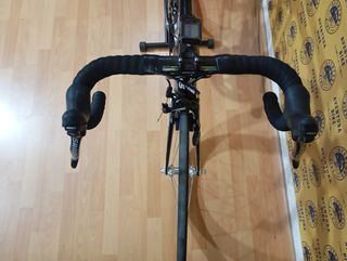 BICICLETA DE CARRETERA FOCUS IZALCO CARBONO