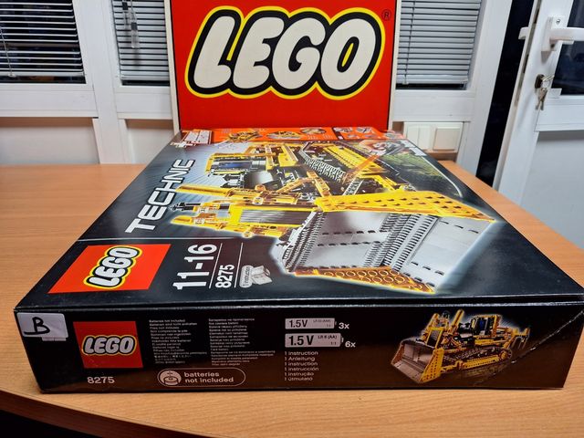 BULLDOZER MOTORIZZATO LEGO TECHNIC 8275