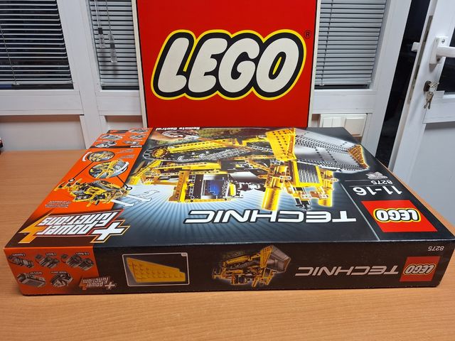 BULLDOZER MOTORIZZATO LEGO TECHNIC 8275