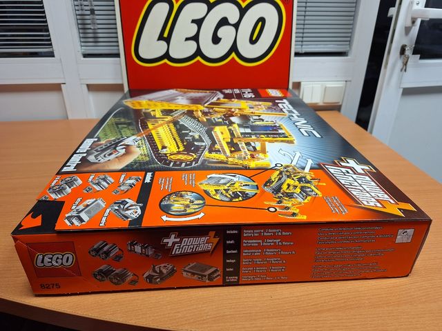 BULLDOZER MOTORIZZATO LEGO TECHNIC 8275