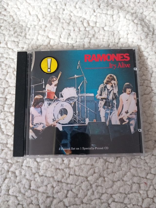 RAMONES its alive ( Cd ) 1990