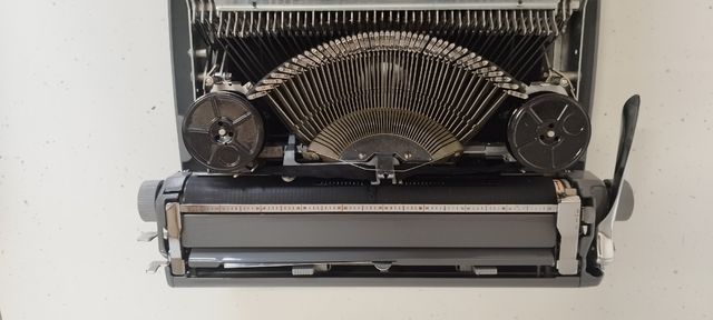 Maquina de escribir consul