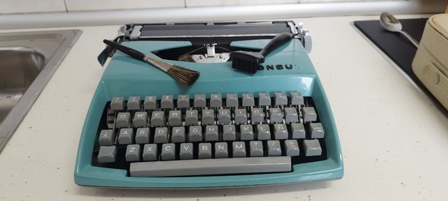 Maquina de escribir consul