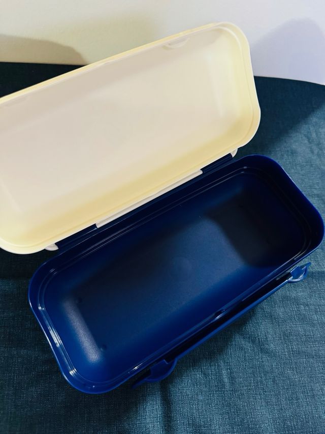 Ostrica snack Tupperware