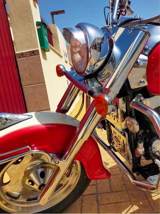 Suzuki intruder 1500LC