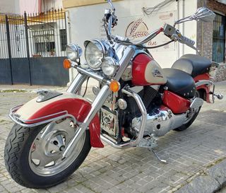 Suzuki intruder 1500LC