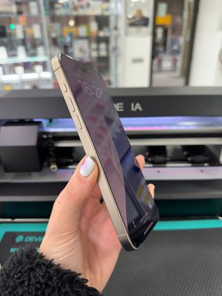 Apple IPHONE 15 PRO MAX 256GB SEMI NUEVO