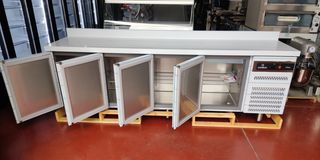 MESA REFRIGERADA 4 PUERTAS CORECO