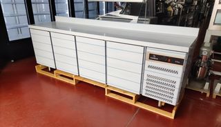 MESA REFRIGERADA 4 PUERTAS CORECO