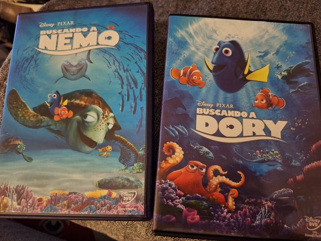 Dos DVD Buscando a Dory y Nemo