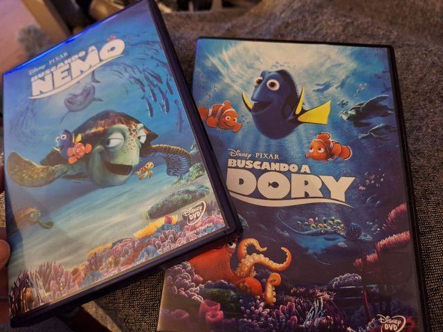 Dos DVD Buscando a Dory y Nemo