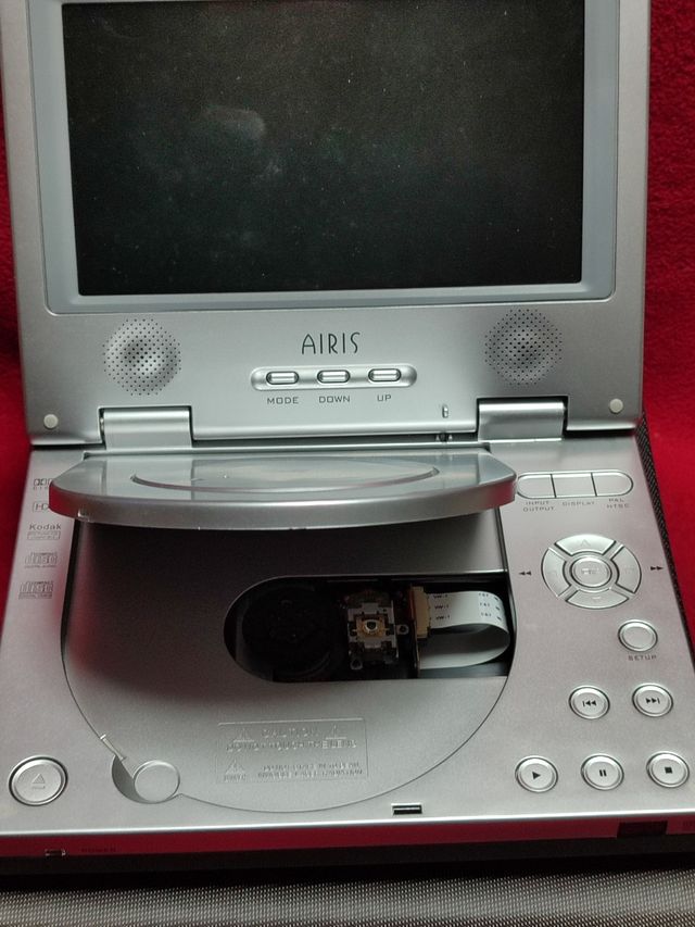 DVD AIRIS con películas infantiles