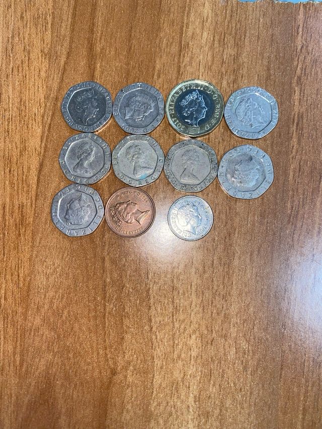 Monete Della Regina Elisabetta II