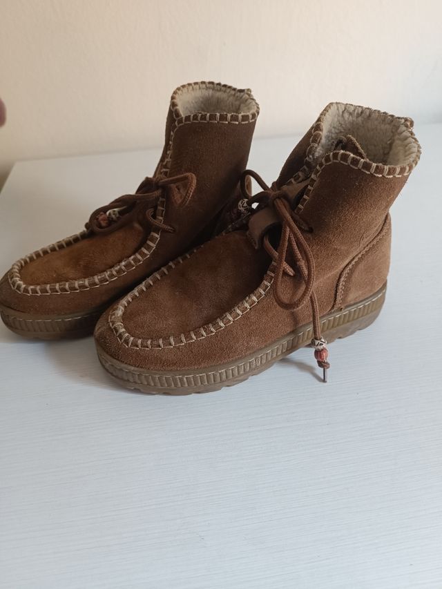 Botas vulladi