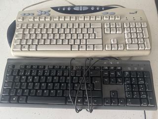 Ordenador antiguo sin disco duro con dvd y grabado