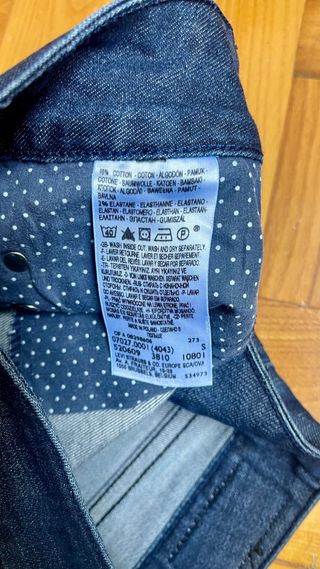 Falda vaquera Levi’s. Talla S