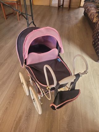 Carrito para muñecas