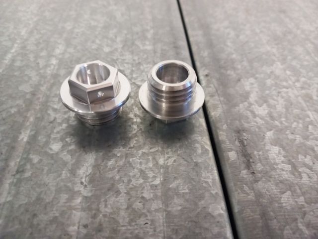 Tappo ergal   olio crf trx 450r Honda   cr  crf