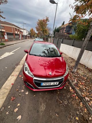 Peugeot 208 2016