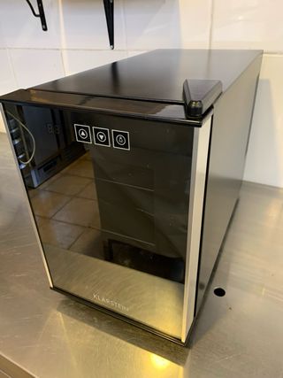 Nevera para vinos exelente estado