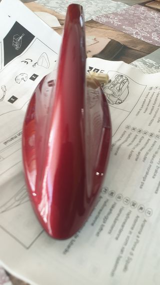 ANTENAS TIBURÓN NISSAN ROJO-BLANCO