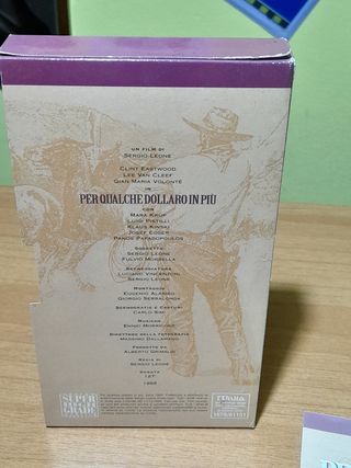 VIDEOCASSETTA VHS FILM PER QUALCHE DOLLARO IN PIÙ