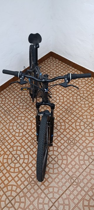 Bicicleta Rock Rider ST100. Talla L.