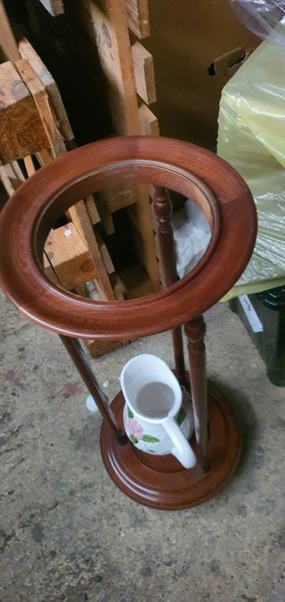 Jarra, palangana y mueble, ideal decoracion