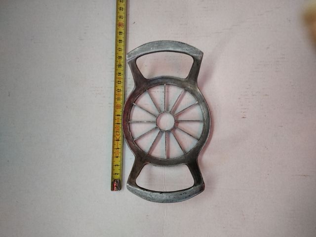 Affetta mele vintage alluminio