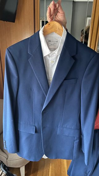 Traje Zara entero M con corbata y camisa Zara S 