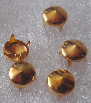 Lote 25 tachuelas - 6 modelos